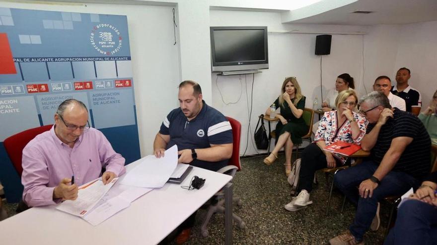 Bronca tras la Ejecutiva local que elige a Barceló como portavoz municipal del PSOE