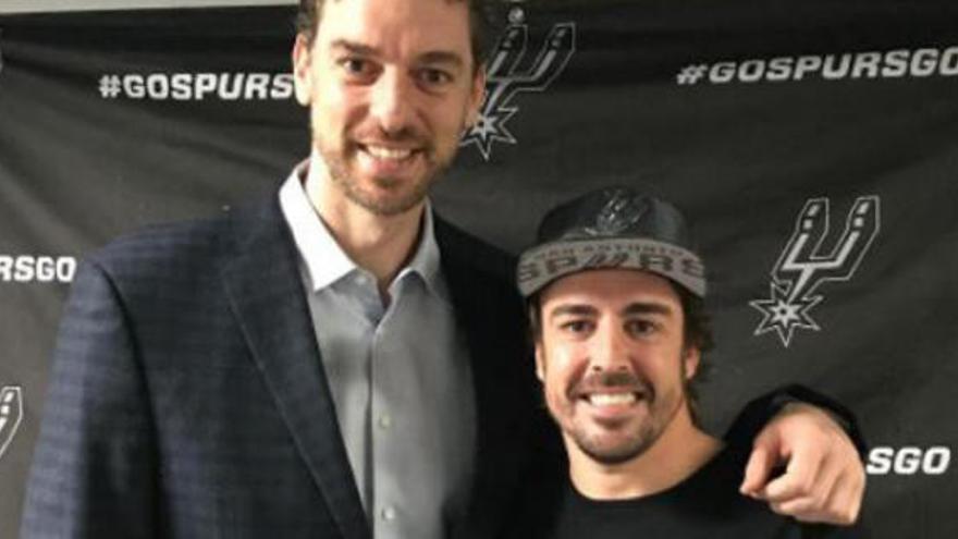 Pau Gasol y Fernando Alonso, juntos en  San Antonio