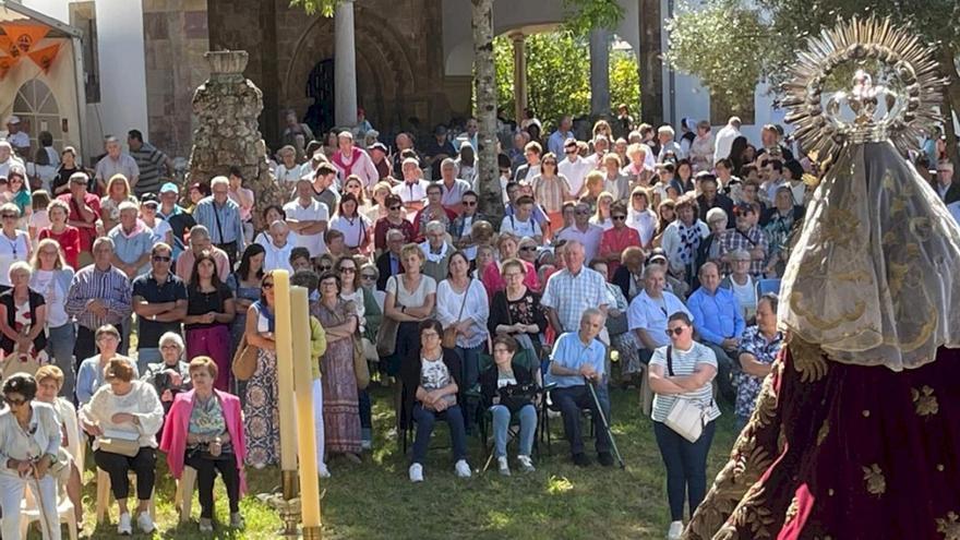 Villaviciosa abre septiembre con las novenas de la Portalina y Llugás