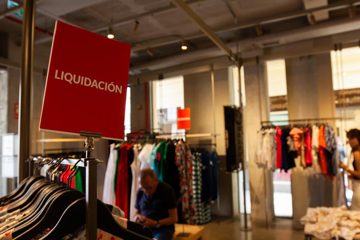 Liquidación del 50% en los productos de Benetton