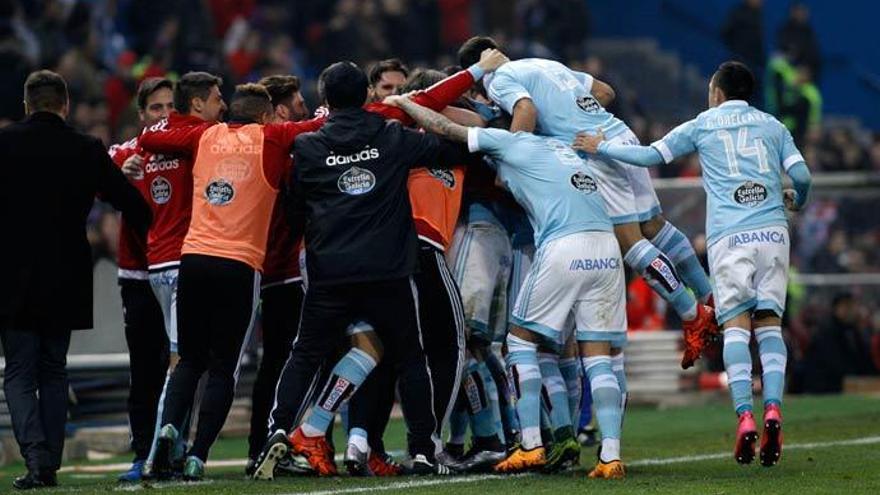 El Celta asaltó el Calderón en Copa // LOF