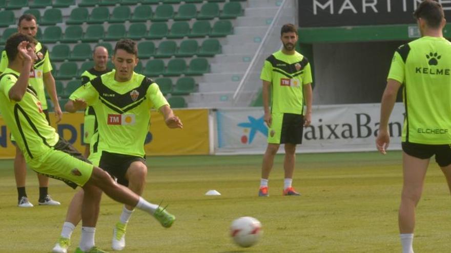 Primi, en el entrenamiento de esta mañana, será titular frente al Peralada