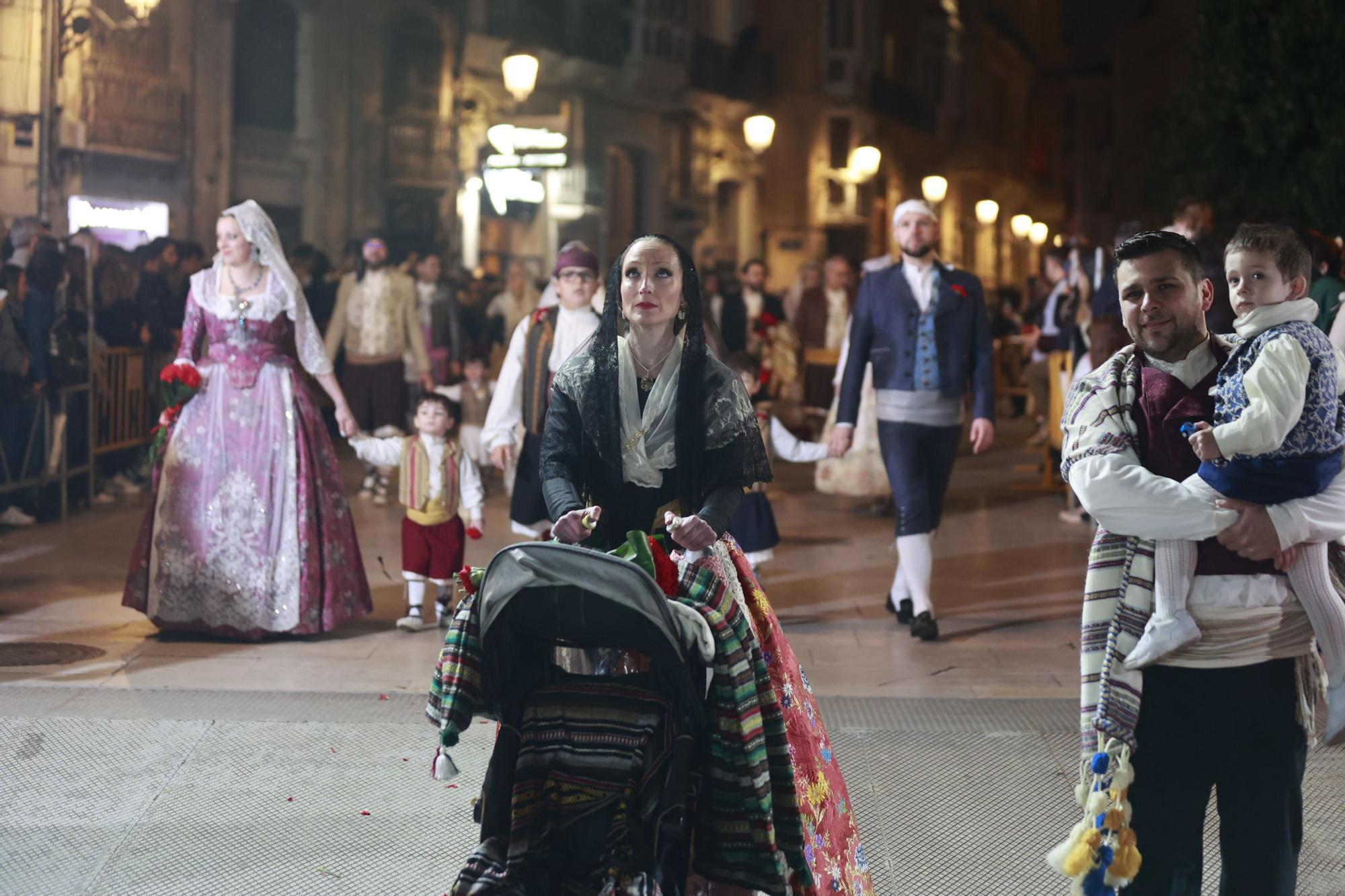 Búscate en el segundo día de ofrenda por la calle Quart (entre las 19:00 a las 20:00 horas)