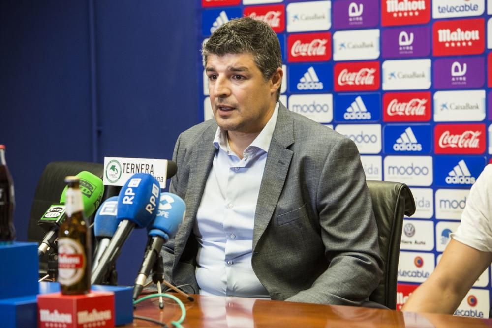 Presentación de Christian Fernández como nuevo jugador del Real Oviedo