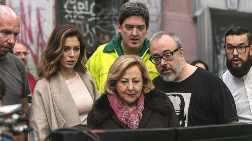 El elenco de &#039;El bar&#039;, durante el rodaje