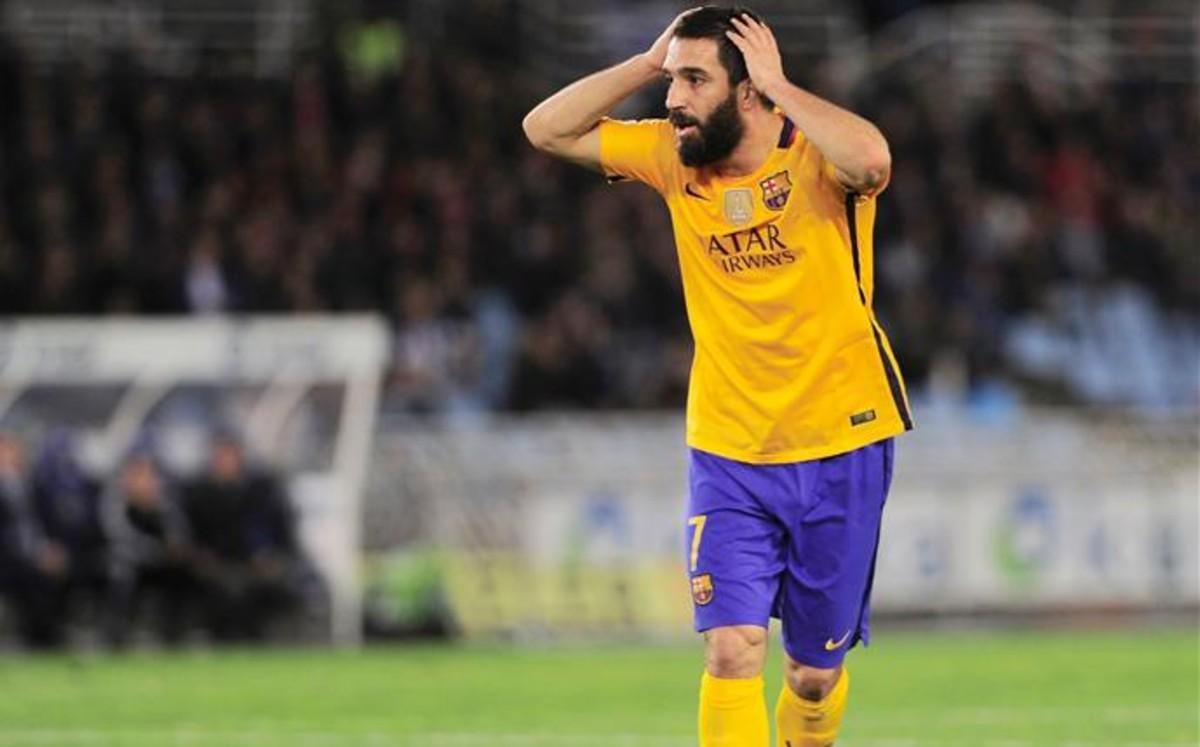 El futuro de Arda Turan en el Barça está en el aire
