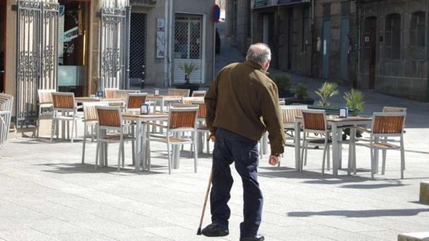 Una terraza de hostelería en el centro urbano de Redondela.  // Faro