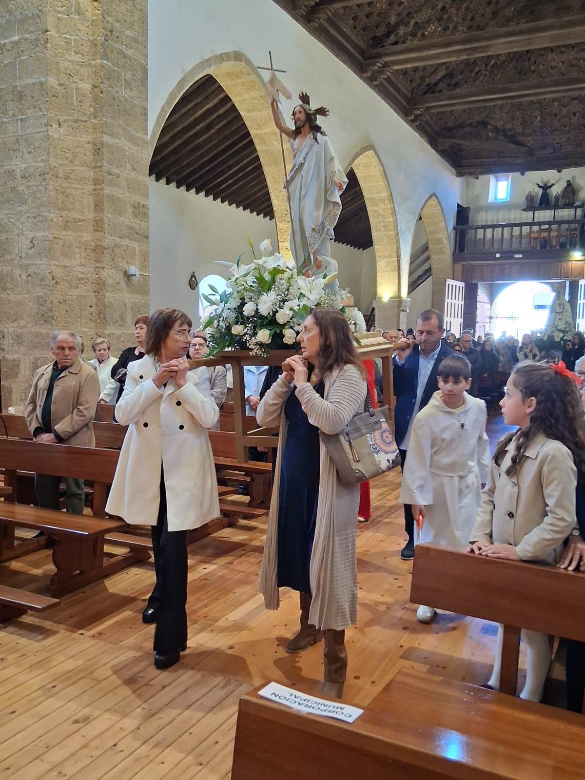 El Resucitado, en el interior de la iglesia.