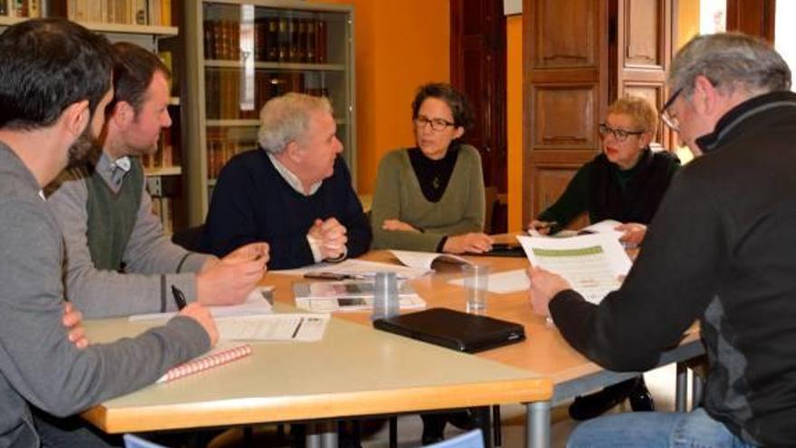La Generalitat se interesa por el proyecto de biomasa de la Mariola