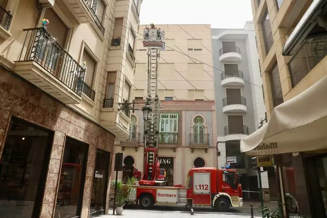 Incendio edificio de la COPE en Elche