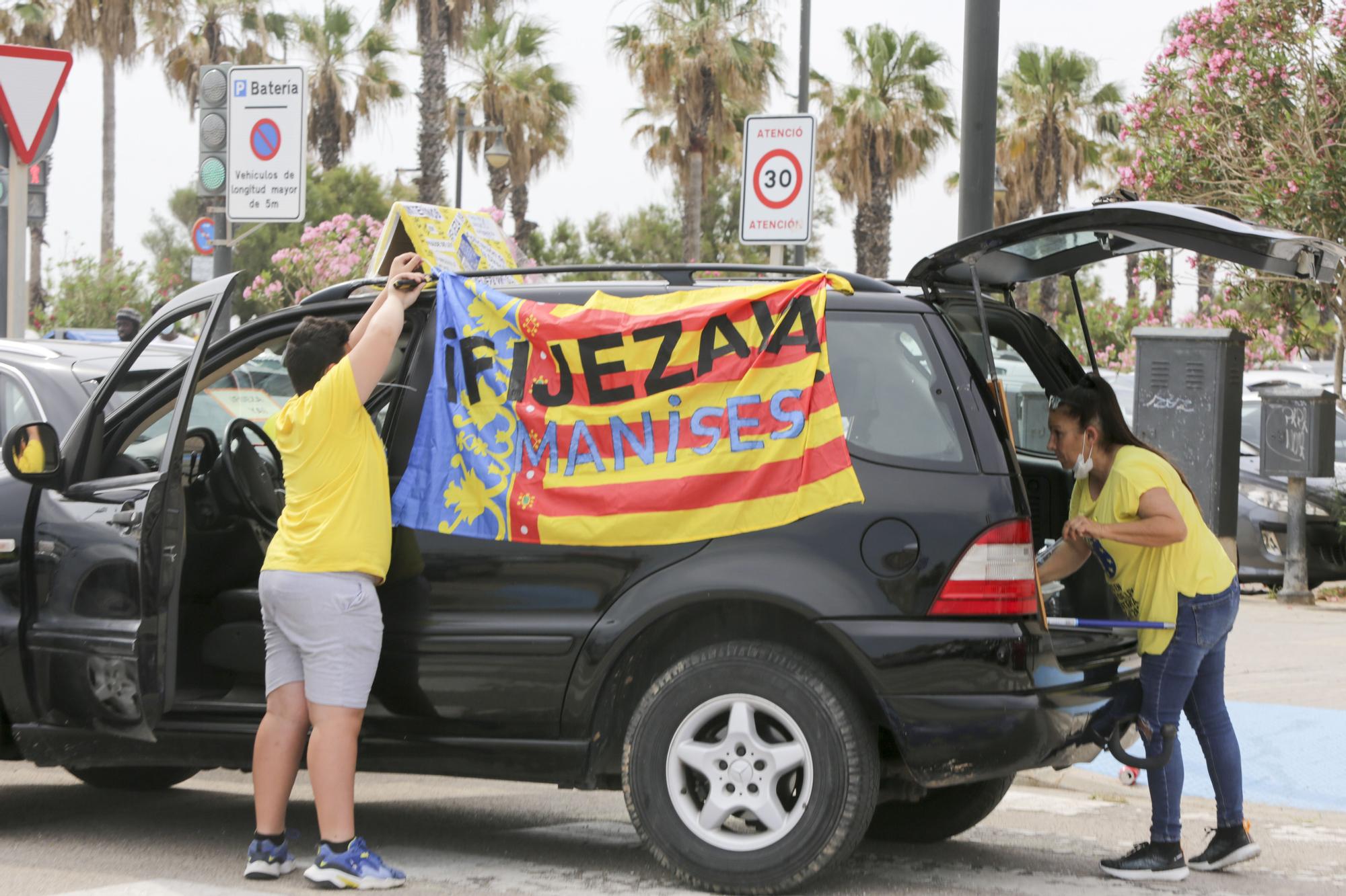 Las imágenes de la manifestación de los interinos en València