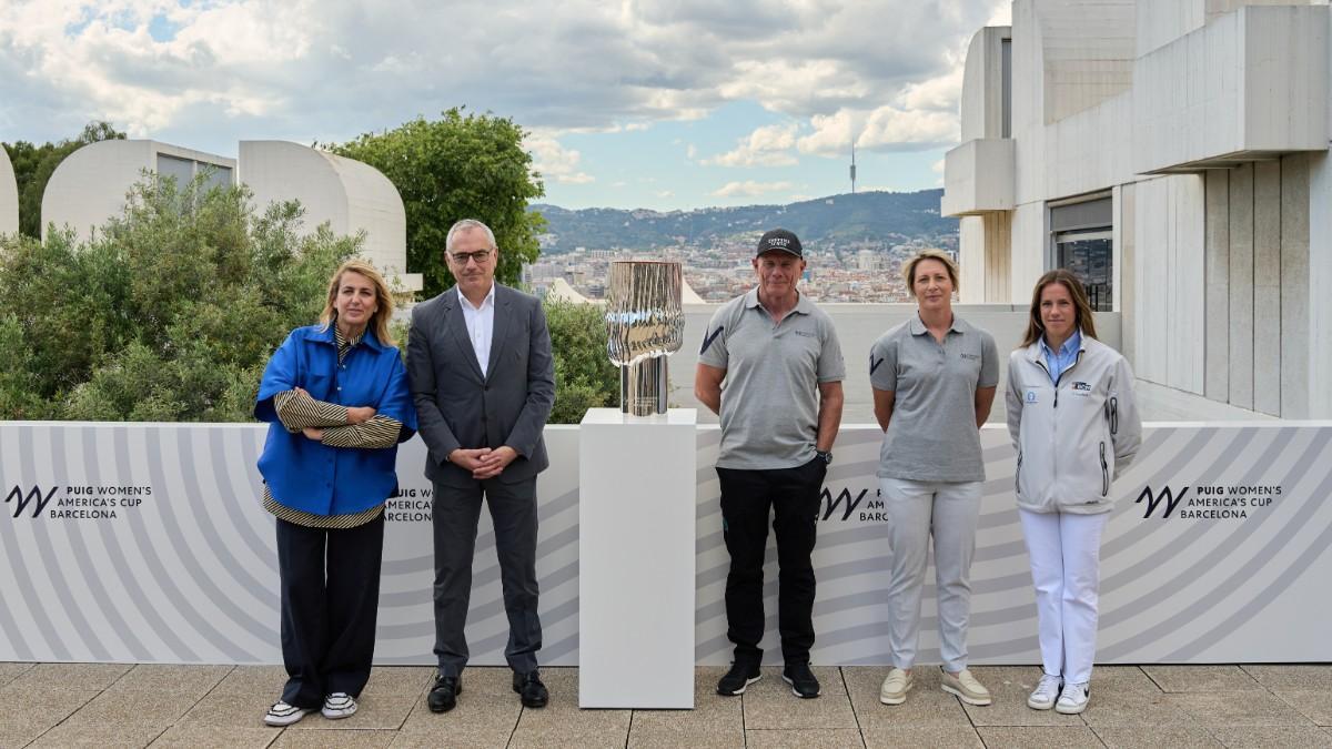 Patricia Urquiola, Marc Puig, Grant Dalton, Abby Ehler y Silvia Mas, durante la presentación
