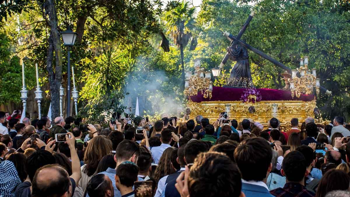 Procesión de Semana Santa en Sevilla