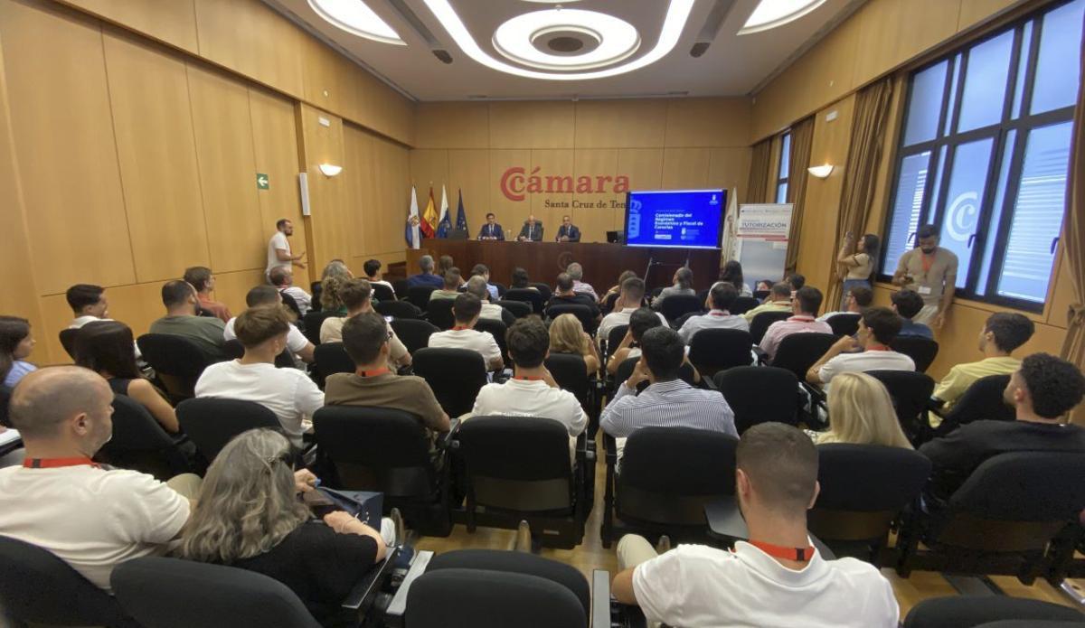 Curso del Plan de Formación del REF en la Cámara de Comercio de Santa Cruz de Tenerife. | E.D.