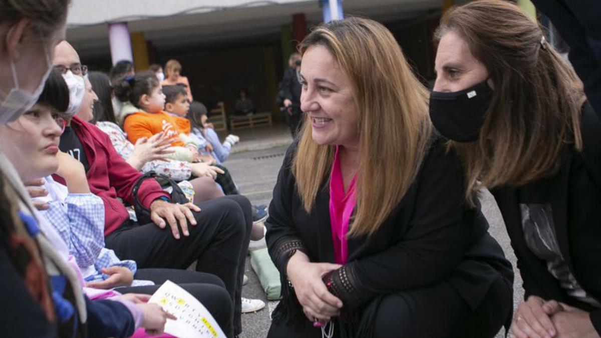 Lydia Espina, consejera de Educación, en un acto escolar.