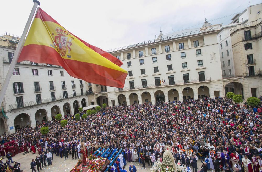 El Encuentro no procesiona en Alicante el Domingo de Resurrección.