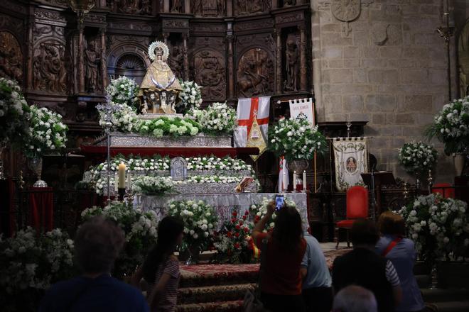 Fotogalería | La Virgen de la Montaña en Cáceres, abril 2026