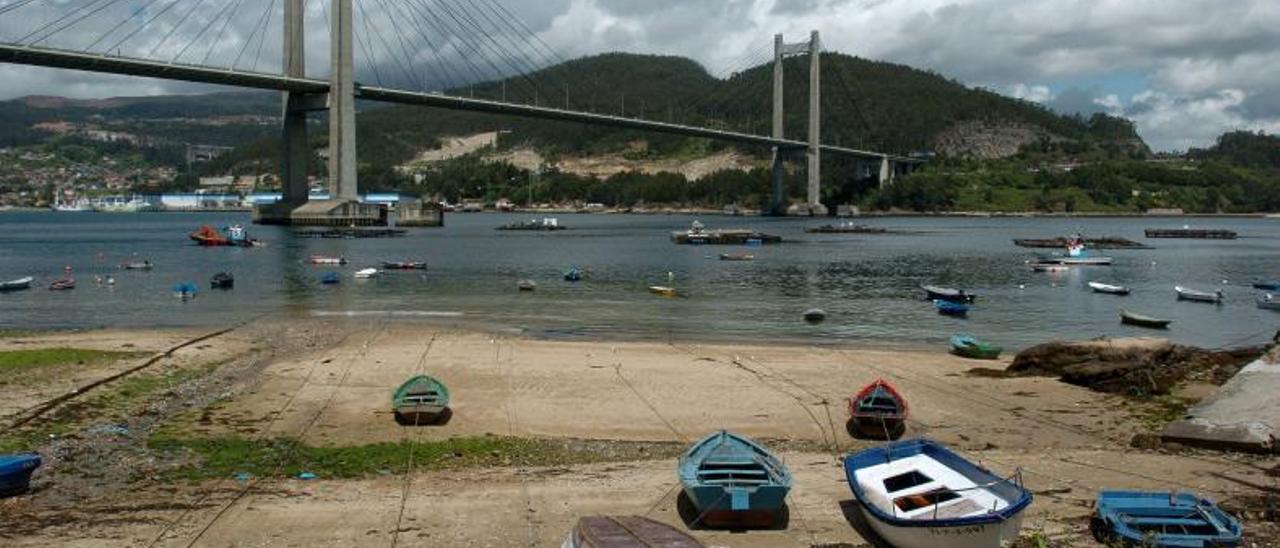 La playa de Rande en la que se están acometiendo obras para la mejora de accesibilidad.