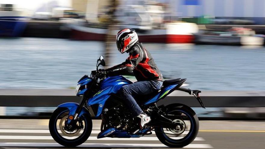 Suzuki GSX S750 A2: para principiantes que saben lo que quieren