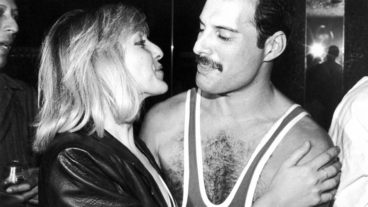 A la venta la casa donde Freddie Mercury vivió sus últimos años