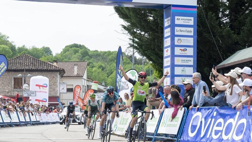 EN IMÁGENES: Así fue la salida y la primera etapa de la Vuelta Ciclista a Asturias