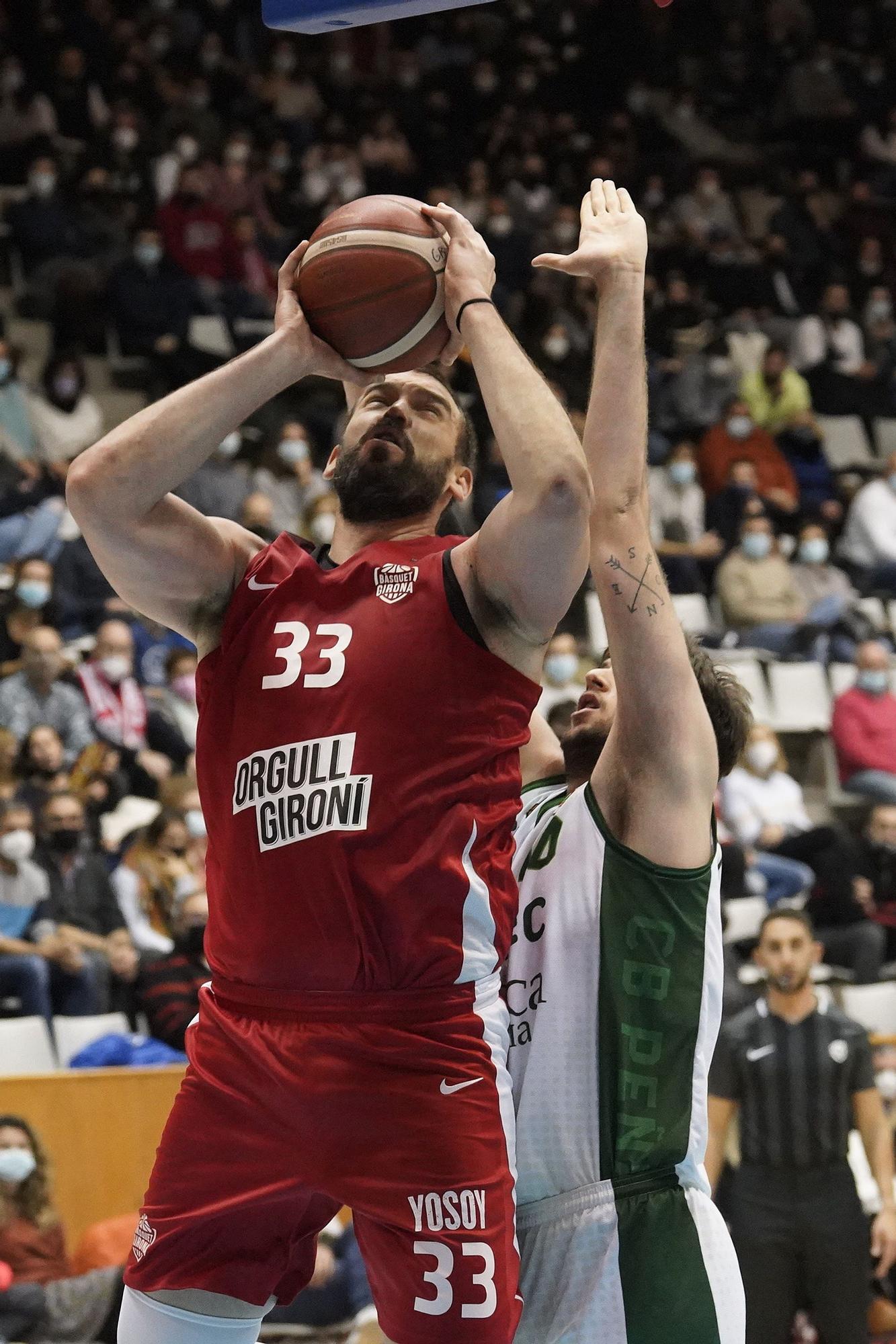 Marc Gasol impacta en el retorn a Girona davant 3.500 aficionats (89-47)