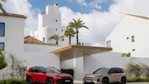 El nuevo RAV4 llega con dos motorizaciones y dos tipos de tracción.