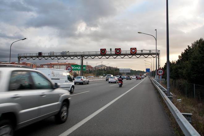 Más de 580.000 vehículos saldrán de Barcelona en el puente del Primero de Mayo