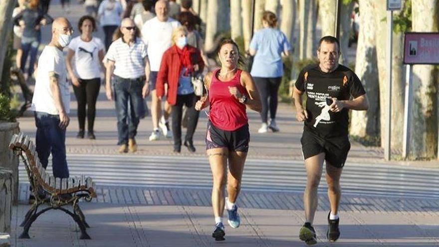 Castellón ya disfruta del deporte al aire libre y los paseos en grupos de hasta 10 personas