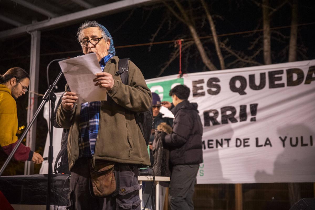 MANRESA . JORNADA DE PROTESTA DESNONAMENT . CONCERT PLAÇA CATALUNYA PEL BLOC 8 QUE VOLEN DESOCUPAR