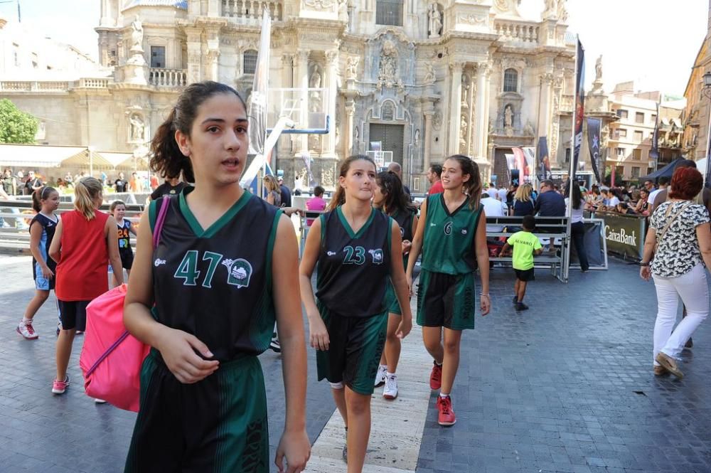 Baloncesto 3x3 en la Plaza Belluga