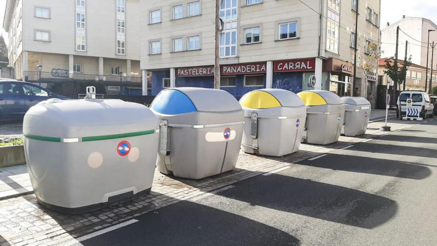 Prioridad para el camión de la basura en la avenida Ribados