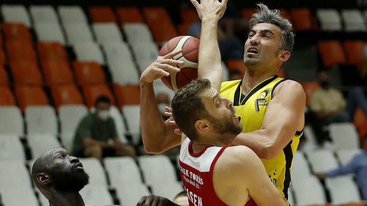 Goyo Domínguez, del Llucmajor, en el partido ante el Cartagena