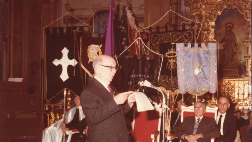 Anunciando la Semana Santa: El Pregón y el pregonero