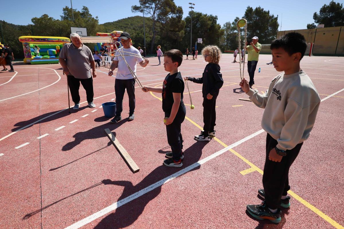Jornada Payesa en Ceip Can Coix hace dos años