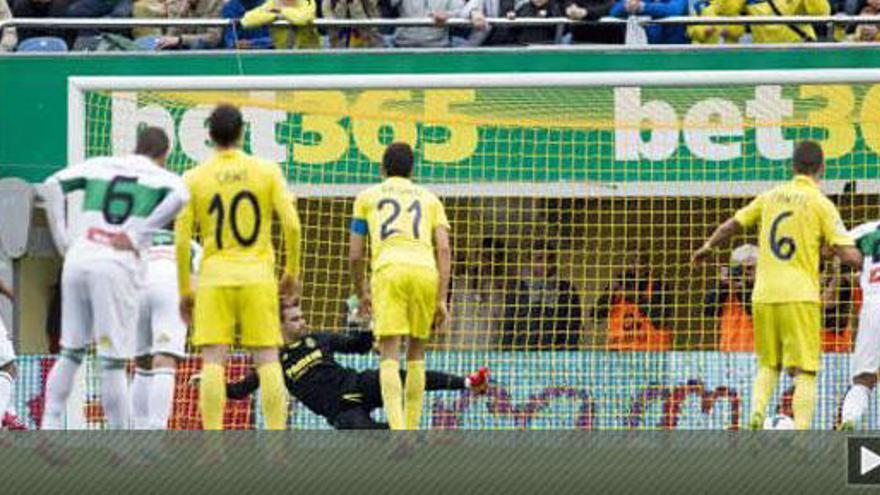 Imagen del Villarreal-Elche jugado en El Madrigal en marzo de 2014