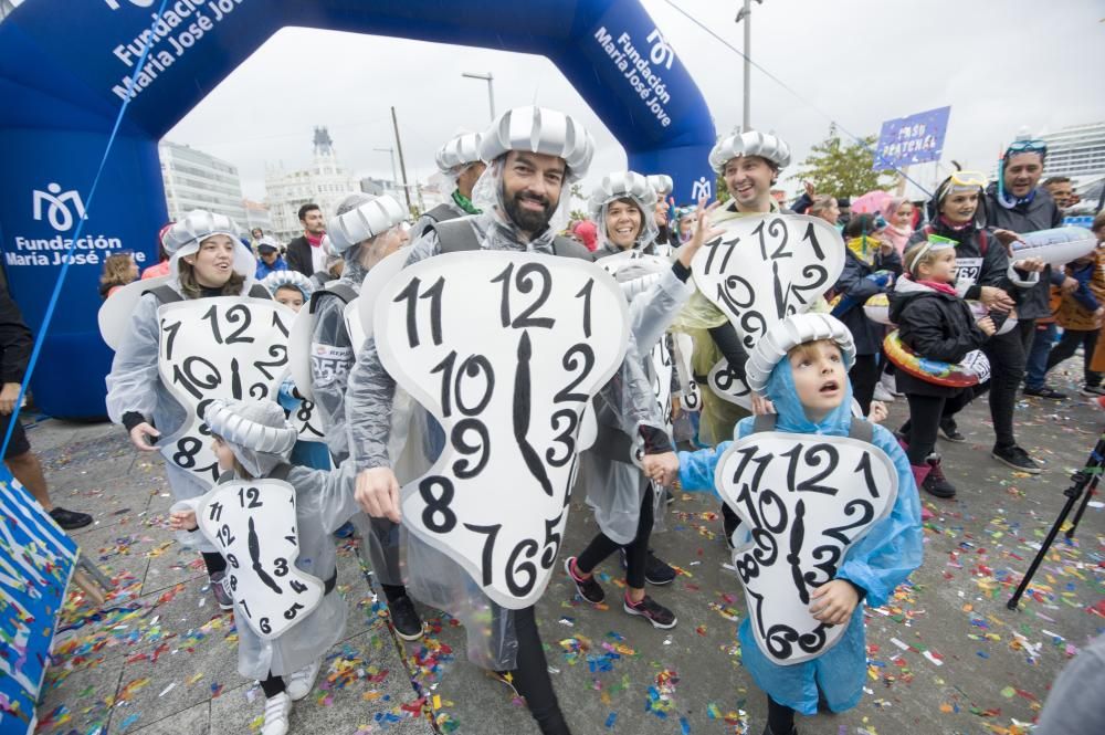 Más de 9.000 personas participan en la sexta Carrera ENKI en A Coruña.