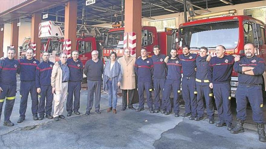 Emilio Aumente cree que cerrar uno de los parques de bomberos sería &quot;un error&quot;