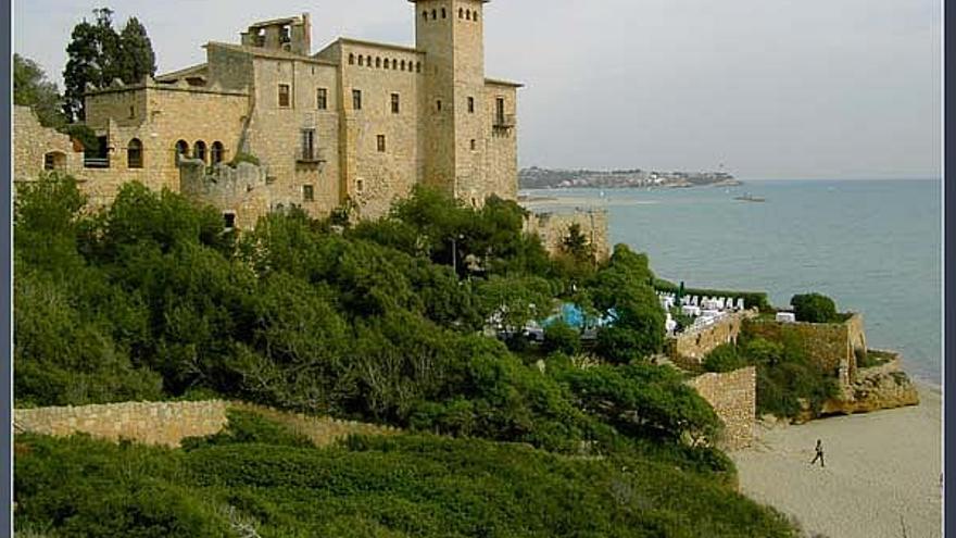 Imatge del castell de Tamarit de la província de Tarragona.