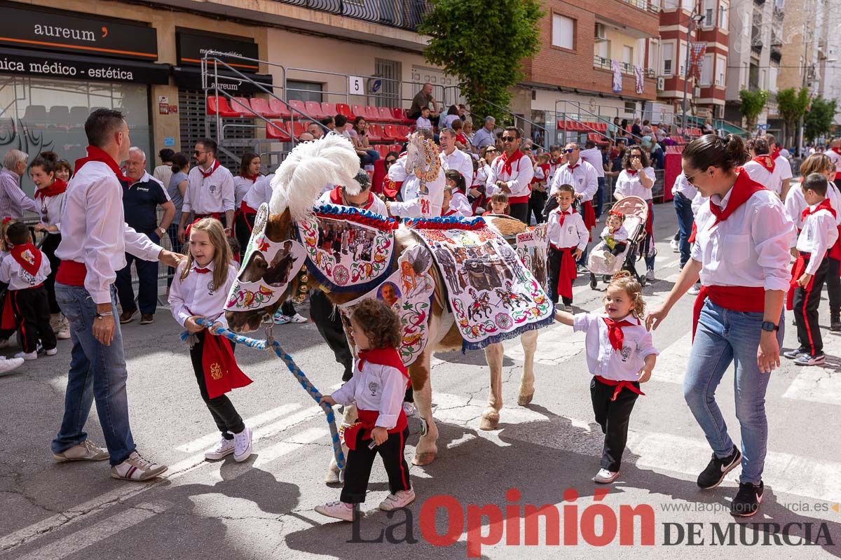 Desfile infantil del Bando de los Caballos del Vino