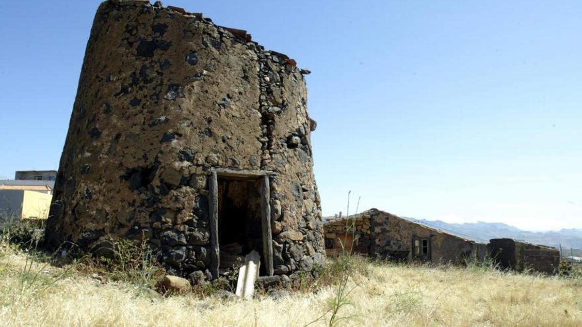 Molino situado en Llano del Moro.