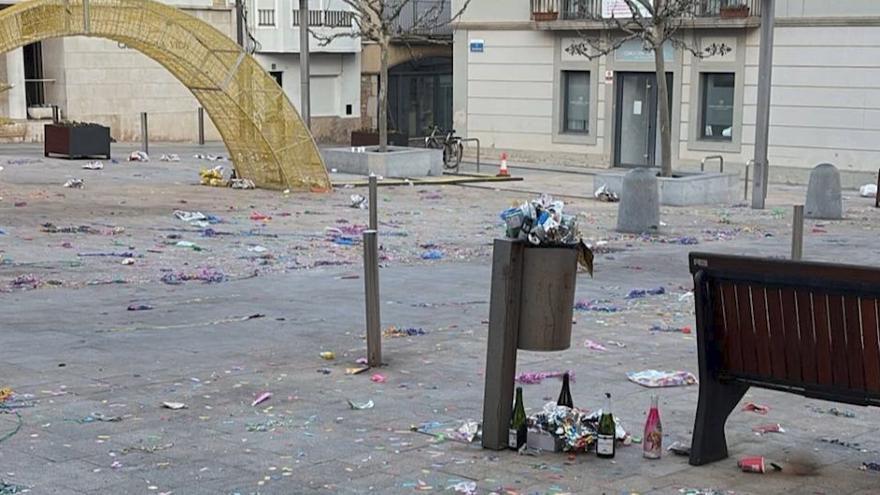 L'Escala obre una investigació a l'empresa de neteja viària per l'incompliment del servei de Cap d'Any