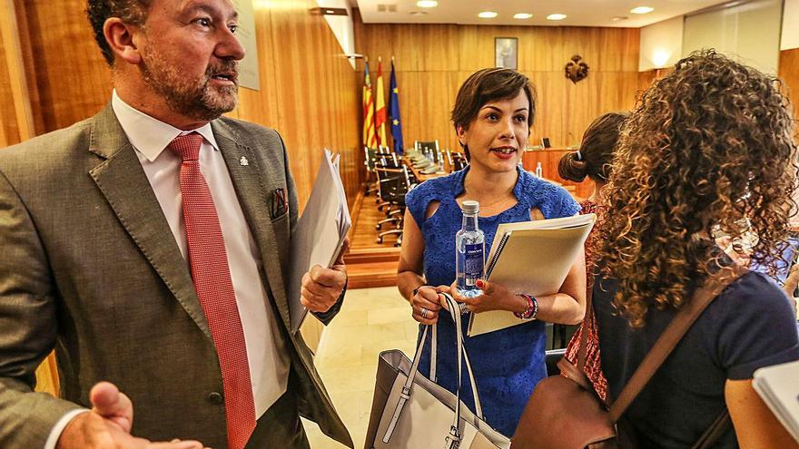 El PSOE da aire al PP en Orihuela para aprobar 9,5 millones de inversión sin Cs