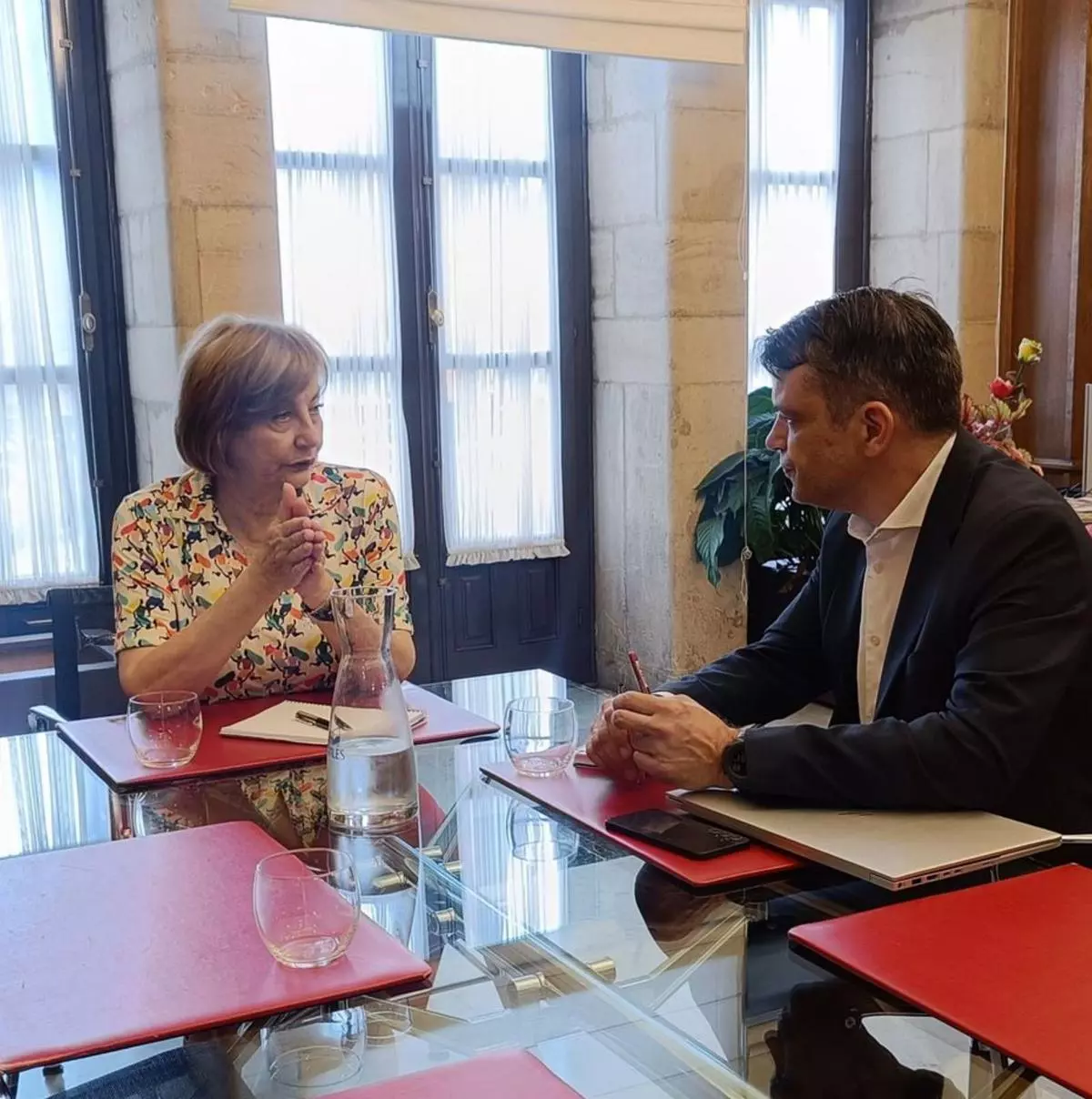 El Ayuntamiento defiende su apuesta por la industria