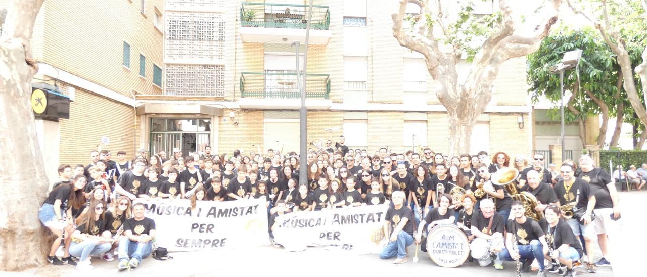 Músicos de l&#039;Agrupació Musical de l&#039;Amistat en el 125 aniversario.