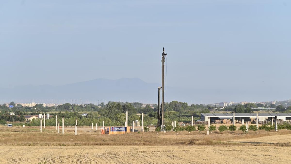 Primeros movimientos en los terrenos de Microsoft para el centro de datos de Villamayor de Gállego