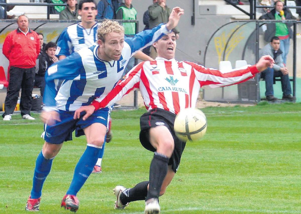 Javi Ballesteros, ante el Alavés B