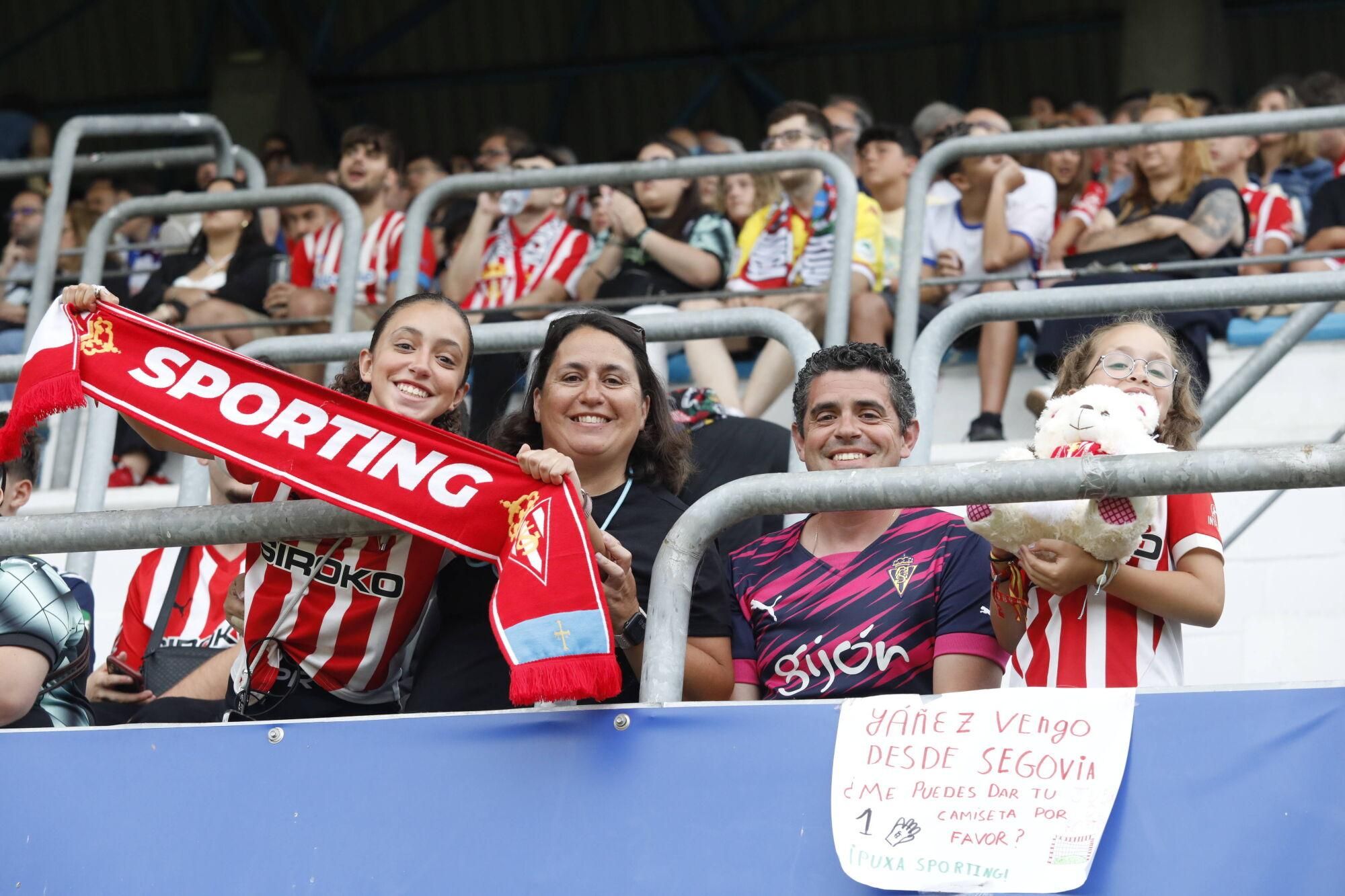 EN IMÁGENES: Partido amistoso entre Real Avilés y Real Sporting