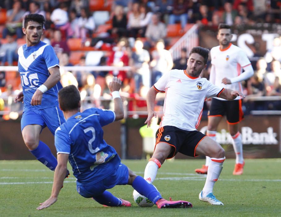 Las mejores imágenes del Valencia Mestalla - Badalona