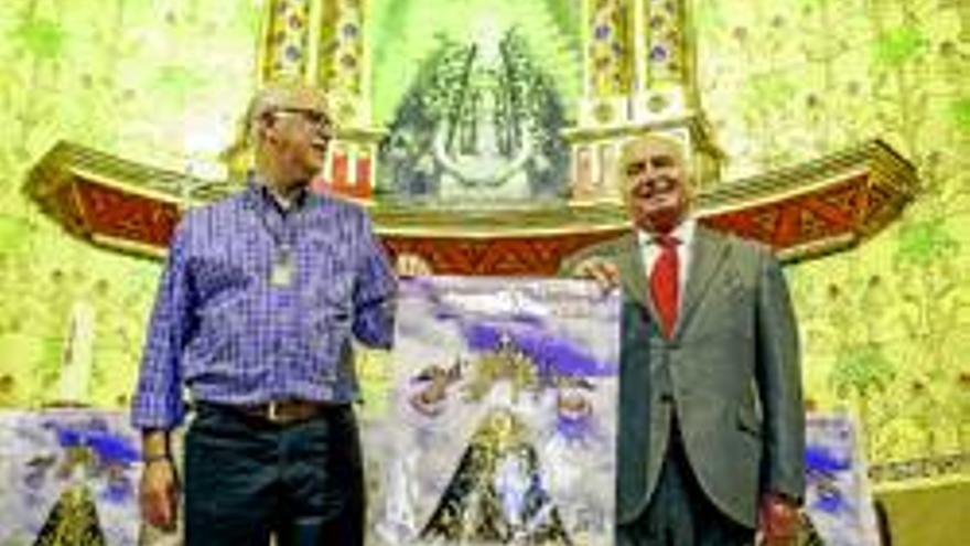 La Hermandad de la Soledad lleva los enseres de la Virgen al Luis de Morales